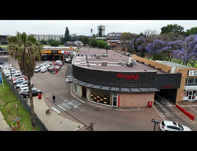 3,776M² RETAIL FOR SALE IN BRYANSTON